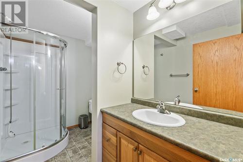 3103 Wascana Glen, Regina, SK - Indoor Photo Showing Bathroom