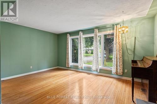 236 Tweedsmuir Avenue, London, ON - Indoor Photo Showing Other Room