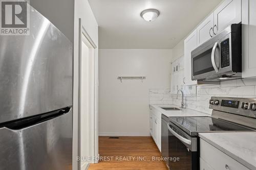 236 Tweedsmuir Avenue, London, ON - Indoor Photo Showing Kitchen