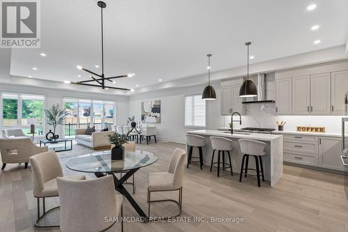 1080 Roosevelt Road, Mississauga, ON - Indoor Photo Showing Dining Room