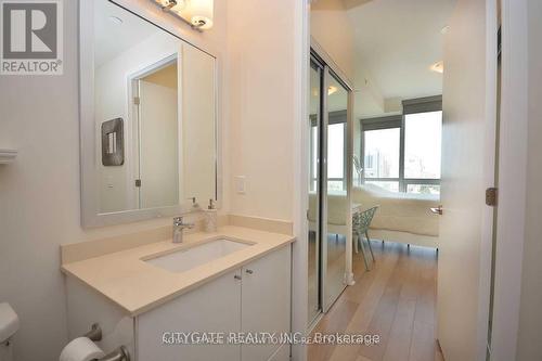 1110 - 3975 Grand Park Drive E, Mississauga, ON - Indoor Photo Showing Bathroom