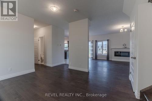 795 Superior Drive, London, ON - Indoor Photo Showing Other Room With Fireplace