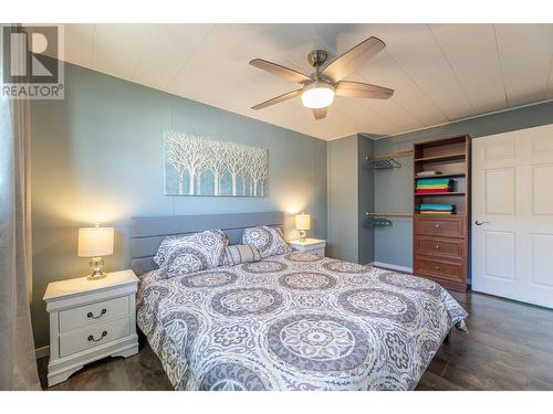 399 Nanaimo Avenue W, Penticton, BC - Indoor Photo Showing Bedroom