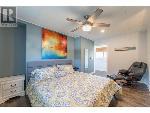 399 Nanaimo Avenue W, Penticton, BC - Indoor Photo Showing Bedroom