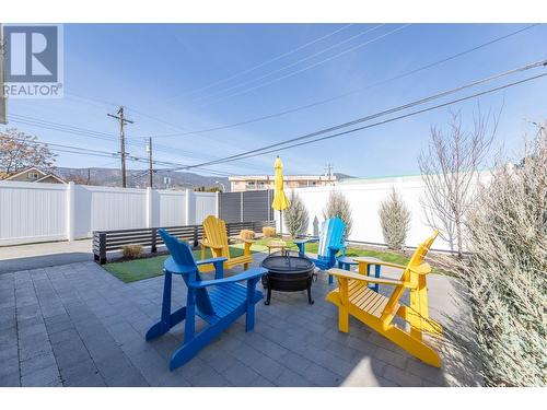 399 Nanaimo Avenue W, Penticton, BC - Outdoor With Deck Patio Veranda