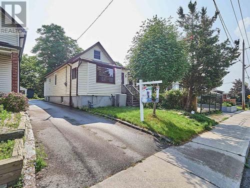 603 Mcroberts Avenue, Toronto (Caledonia-Fairbank), ON - Outdoor