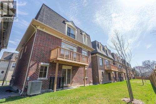 2159 Royal Gala Circle, Mississauga, ON - Outdoor