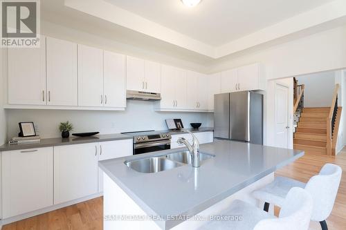 2159 Royal Gala Circle, Mississauga (Lakeview), ON - Indoor Photo Showing Kitchen With Double Sink