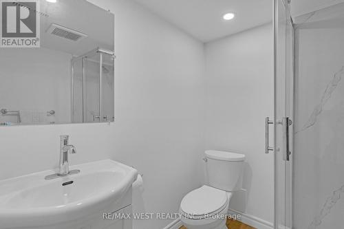 7710 Jubilee Drive, Niagara Falls, ON - Indoor Photo Showing Bathroom