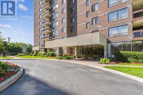 407 - 2556 Argyle Road, Mississauga, ON - Outdoor With Balcony With Facade