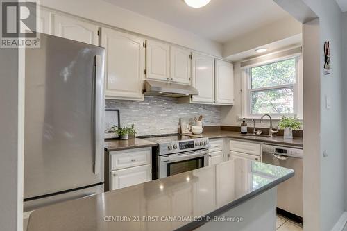 36 - 1385 Commissioners Road W, London, ON - Indoor Photo Showing Kitchen With Upgraded Kitchen