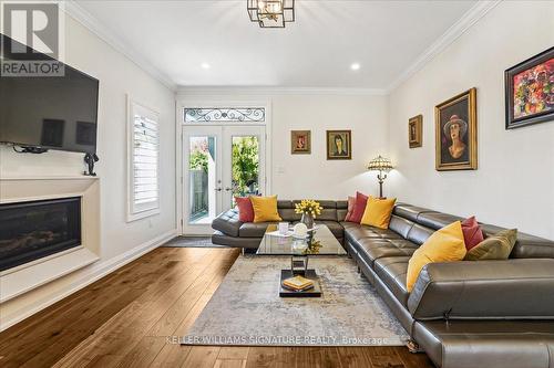 26 Turi Drive, Hamilton, ON - Indoor Photo Showing Living Room With Fireplace