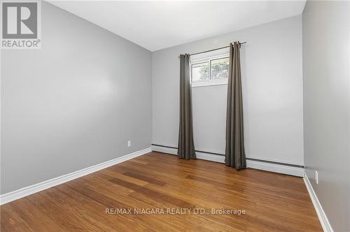 106 Highland Avenue, Port Colborne, ON - Indoor Photo Showing Other Room