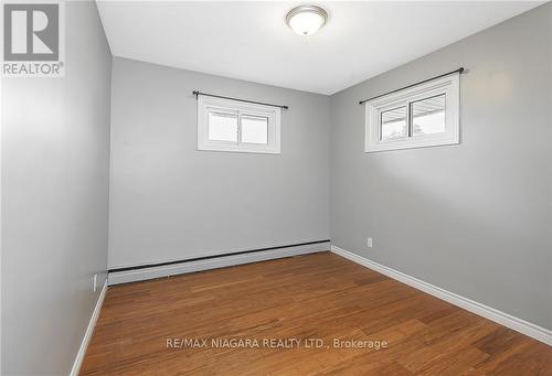 106 Highland Avenue, Port Colborne, ON - Indoor Photo Showing Other Room