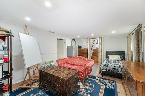 5212 New Street, Burlington, ON - Indoor Photo Showing Bedroom