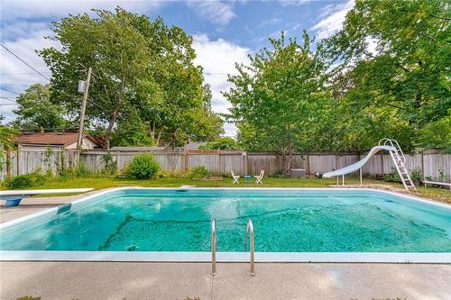 5212 New Street, Burlington, ON - Outdoor With In Ground Pool With Backyard