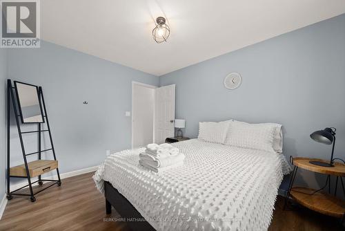 1276 Closson Road, Prince Edward County, ON - Indoor Photo Showing Bedroom