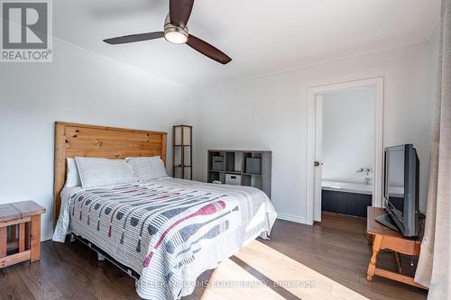 34 Ridgewood Drive, Norfolk, ON - Indoor Photo Showing Bedroom