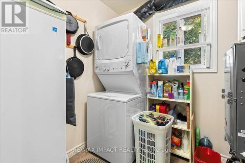 10 Annette Boulevard, Quinte West, ON - Indoor Photo Showing Laundry Room