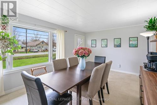 396 Helena Street, Fort Erie (Lakeshore), ON - Indoor Photo Showing Dining Room