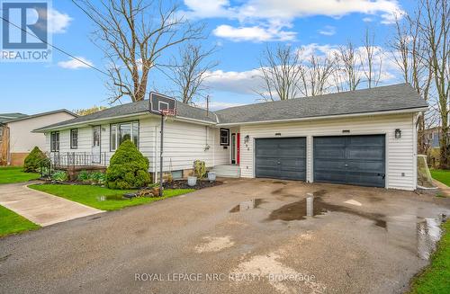 396 Helena Street, Fort Erie (Lakeshore), ON - Outdoor With Facade