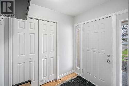 396 Helena Street, Fort Erie (Lakeshore), ON - Indoor Photo Showing Other Room