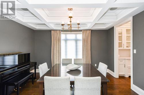 4052 Apple Valley Lane, Burlington (Shoreacres), ON - Indoor Photo Showing Dining Room