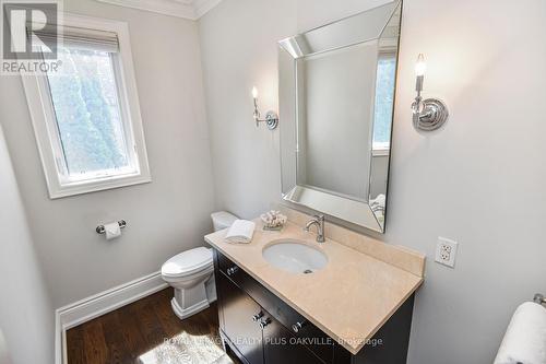 4052 Apple Valley Lane, Burlington (Shoreacres), ON - Indoor Photo Showing Bathroom