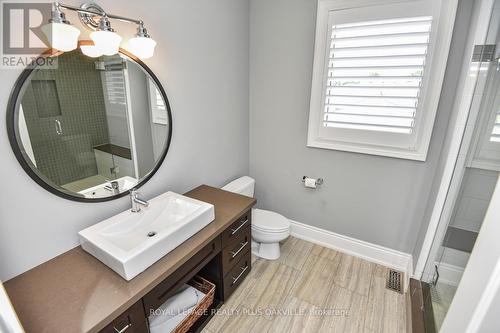 4052 Apple Valley Lane, Burlington (Shoreacres), ON - Indoor Photo Showing Bathroom