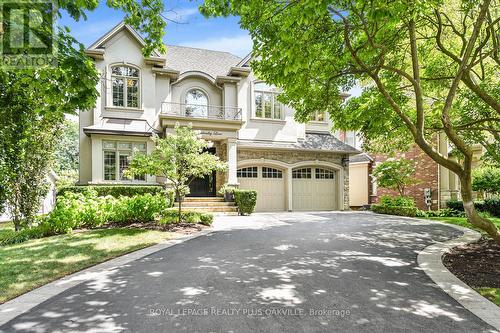 4052 Apple Valley Lane, Burlington, ON - Outdoor With Facade