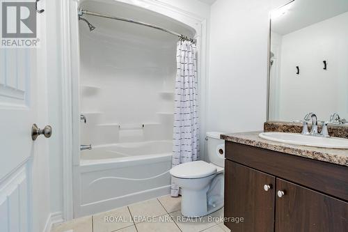 57 Videl Crescent N, St. Catharines, ON - Indoor Photo Showing Bathroom