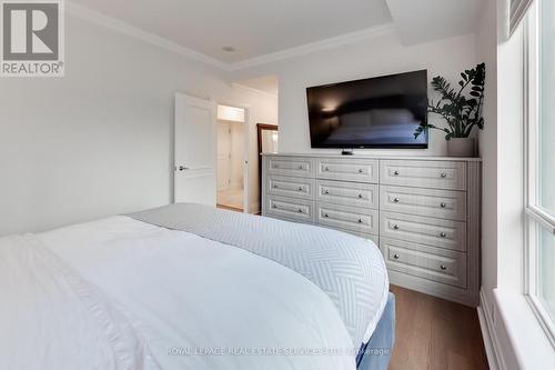 313 - 20 Scrivener Square, Toronto (Rosedale-Moore Park), ON - Indoor Photo Showing Bedroom