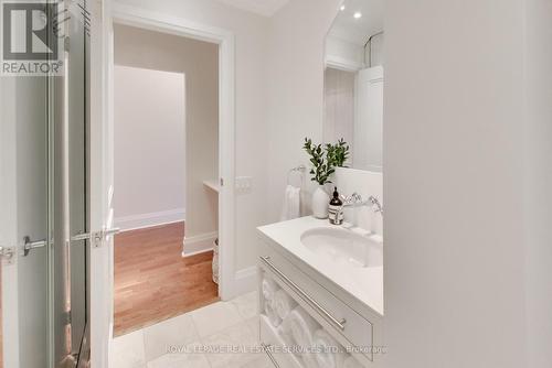 313 - 20 Scrivener Square, Toronto (Rosedale-Moore Park), ON - Indoor Photo Showing Bathroom