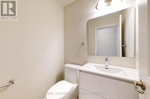 37 Teal Crescent Circle, Brampton (Credit Valley), ON - Indoor Photo Showing Bathroom