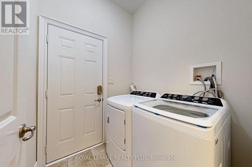 37 Teal Crescent Circle, Brampton (Credit Valley), ON - Indoor Photo Showing Laundry Room