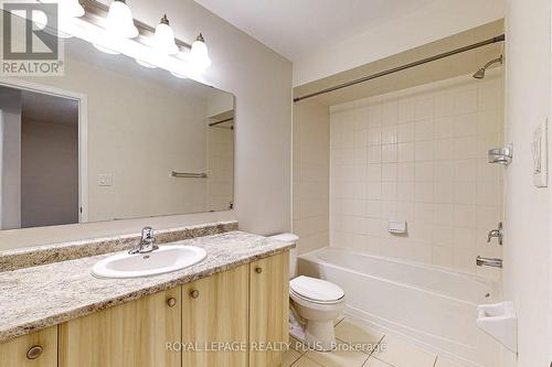 37 Teal Crescent Circle, Brampton (Credit Valley), ON - Indoor Photo Showing Bathroom