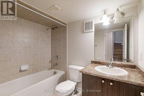 37 Teal Crescent Circle, Brampton (Credit Valley), ON - Indoor Photo Showing Bathroom