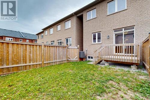 37 Teal Crescent Circle, Brampton (Credit Valley), ON - Outdoor With Exterior