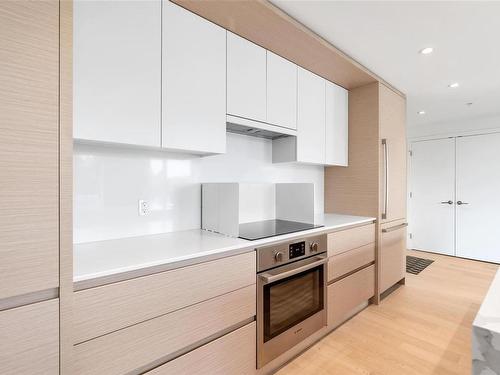 407-530 Michigan St, Victoria, BC - Indoor Photo Showing Kitchen