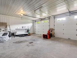 Garage - 