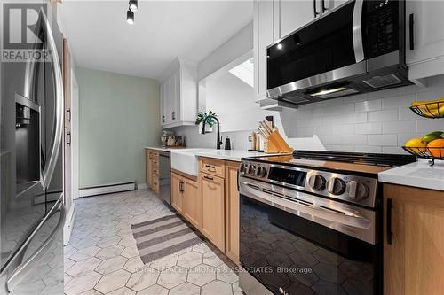 601 Glenwood Drive, Pembroke, ON - Indoor Photo Showing Kitchen