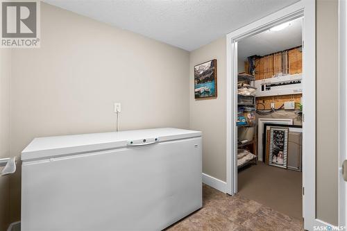 1326 Regal Crescent, Moose Jaw, SK - Indoor