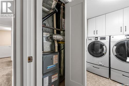 1326 Regal Crescent, Moose Jaw, SK - Indoor Photo Showing Laundry Room