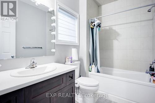 61 Broadacre Drive, Kitchener, ON - Indoor Photo Showing Bathroom