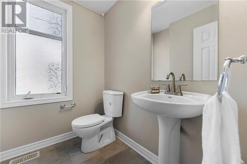 57 Mersey Drive, Kanata, ON - Indoor Photo Showing Bathroom