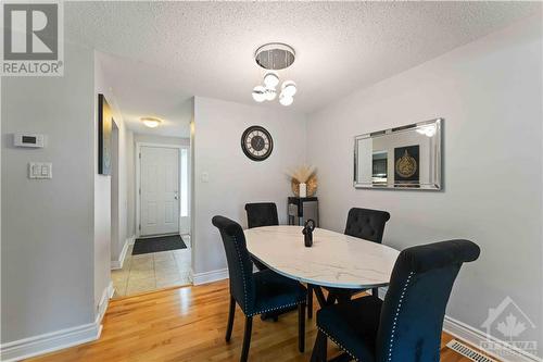 7E Vanessa Terrace, Ottawa, ON - Indoor Photo Showing Dining Room