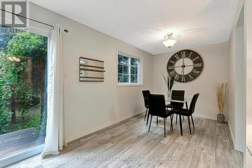 14 Orkney Place, Brantford, ON - Indoor Photo Showing Dining Room