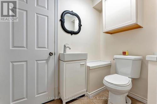 14 Orkney Place, Brantford, ON - Indoor Photo Showing Bathroom