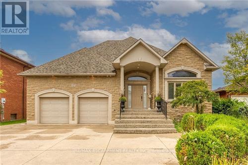 117 Christopher Drive, Hamilton, ON - Outdoor With Facade