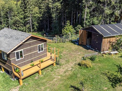 600 Ryans Rd, Sayward, BC 